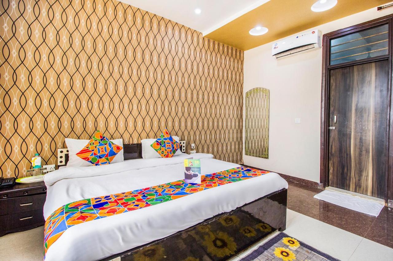 Fabhotel Plus Maniram Palace Agra  Buitenkant foto